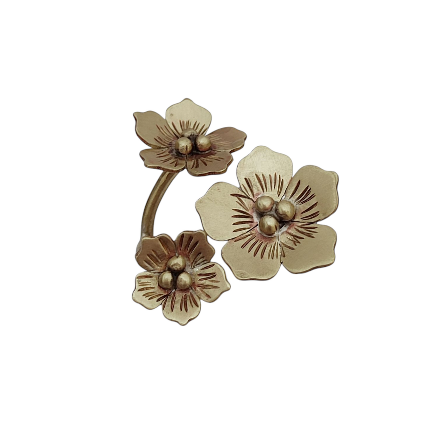 Anillo Floreciendo Tres Flores ajustable