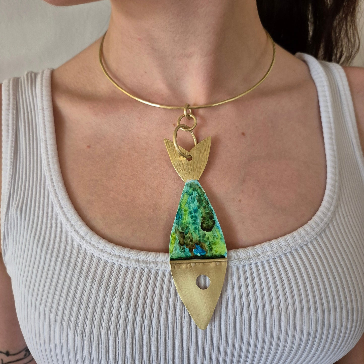 Gargantilla Rígida Un Chicharro Pintado