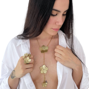Collar  Ajustable         Tres     Flores